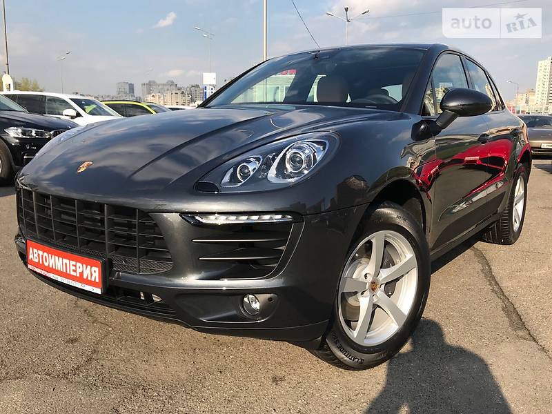 Porsche Macan 2018 року