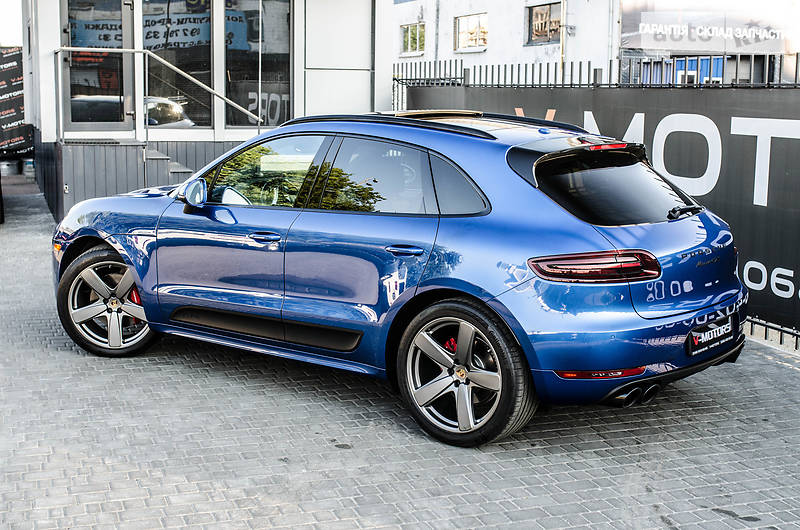 Позашляховик / Кросовер Porsche Macan 2016 в Києві