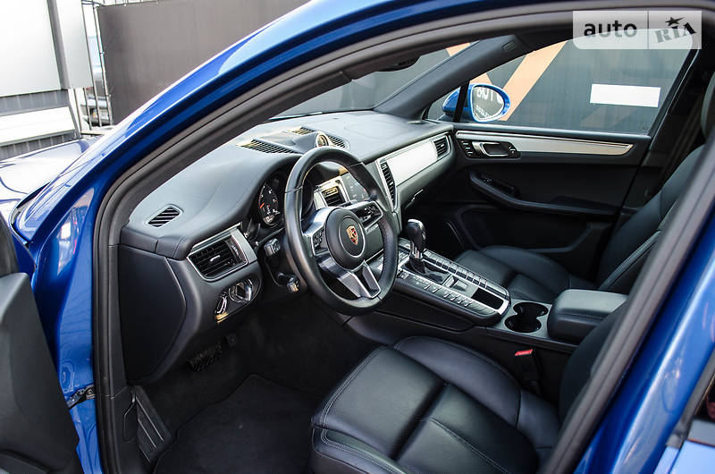 Позашляховик / Кросовер Porsche Macan 2016 в Києві