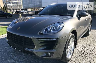 Позашляховик / Кросовер Porsche Macan 2016 в 