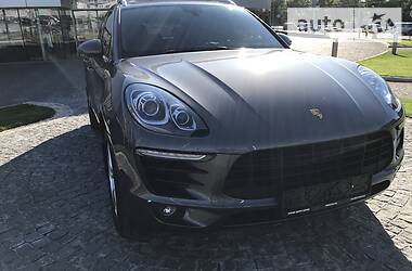 Позашляховик / Кросовер Porsche Macan 2016 в 