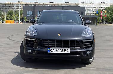 Внедорожник / Кроссовер Porsche Macan 2015 в Киеве