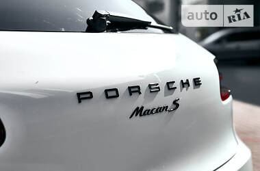 Внедорожник / Кроссовер Porsche Macan 2015 в Одессе