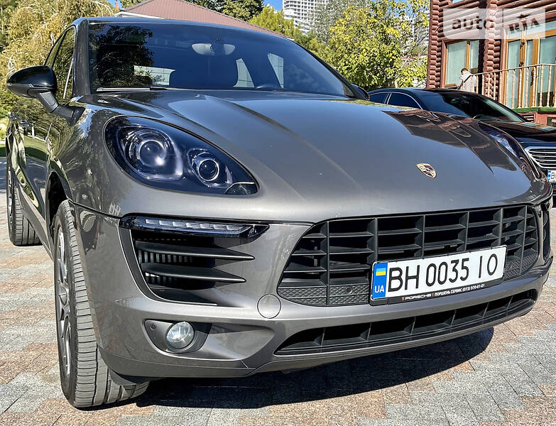 Внедорожник / Кроссовер Porsche Macan 2015 в Одессе