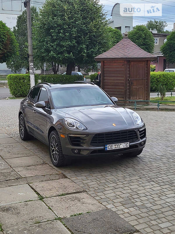Внедорожник / Кроссовер Porsche Macan 2015 в Черновцах