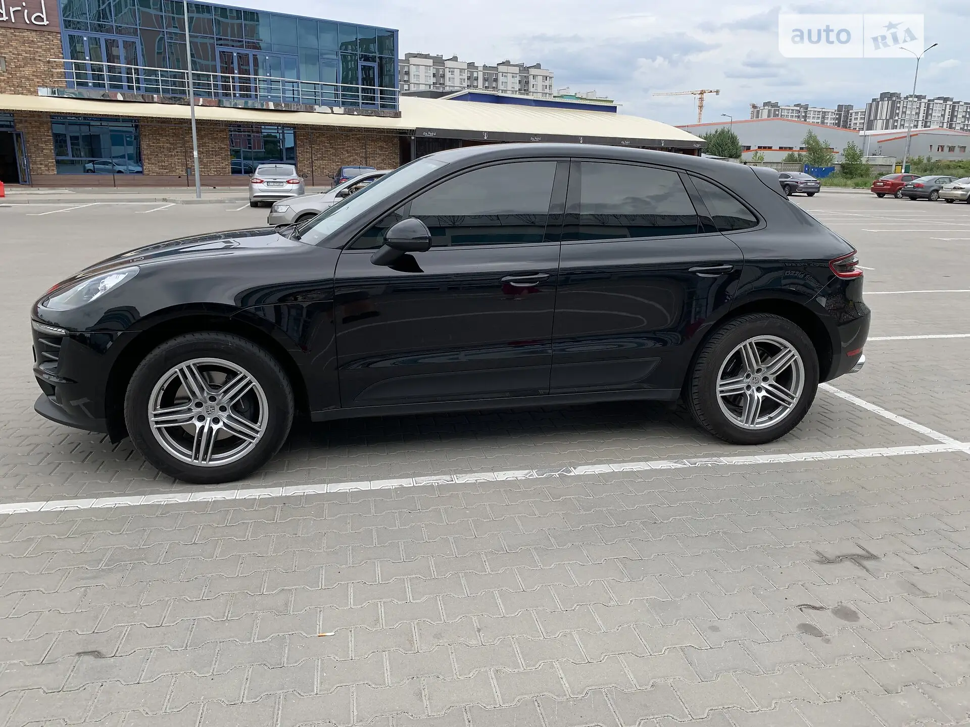 2017 Porsche Macan - мініатюра 2