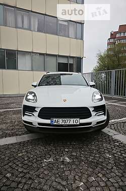 Позашляховик / Кросовер Porsche Macan 2019 в Дніпрі