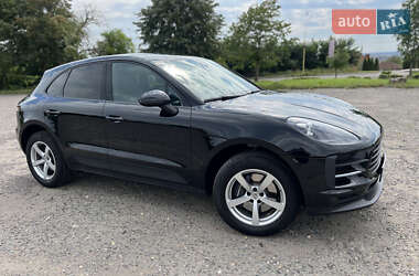Внедорожник / Кроссовер Porsche Macan 2020 в 