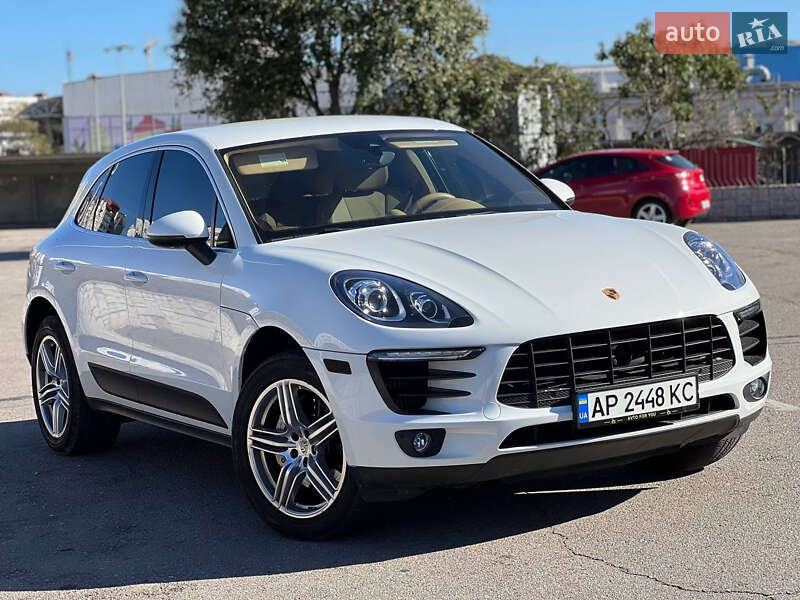 Porsche Macan 2016