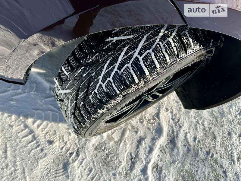 Внедорожник / Кроссовер Porsche Macan 2017 в Киеве