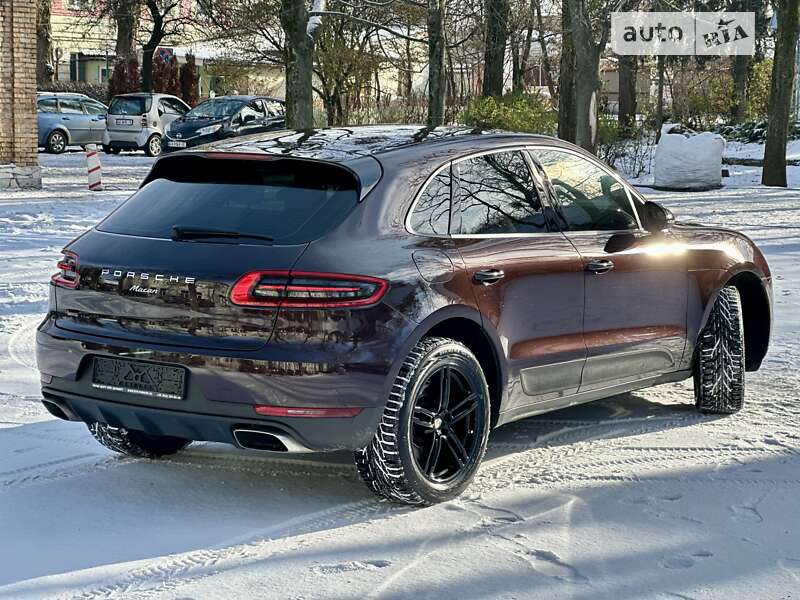 Внедорожник / Кроссовер Porsche Macan 2017 в Киеве