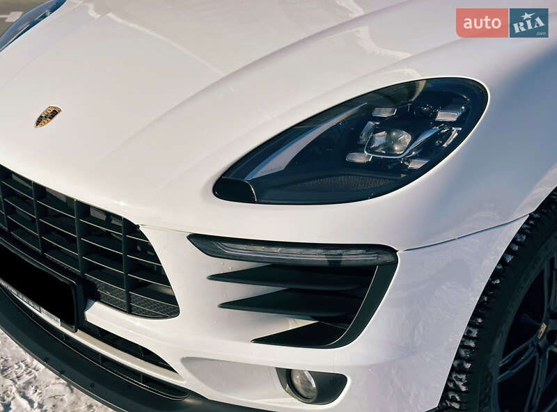 Внедорожник / Кроссовер Porsche Macan 2017 в Одессе