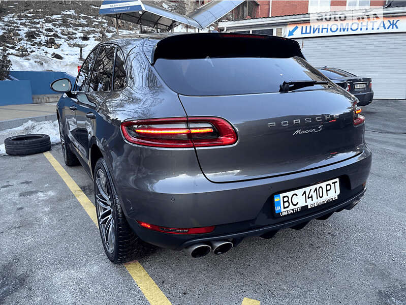 Позашляховик / Кросовер Porsche Macan 2014 в Львові