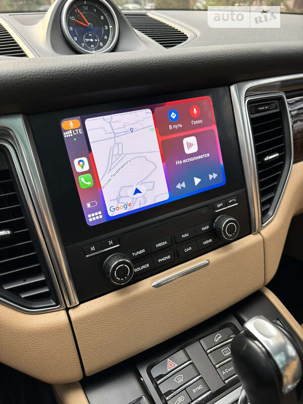 Позашляховик / Кросовер Porsche Macan 2018 в Києві