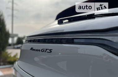 Внедорожник / Кроссовер Porsche Macan 2021 в 