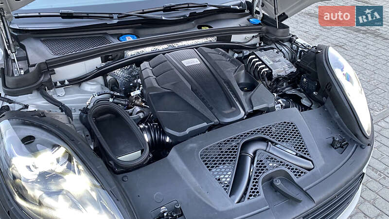 Внедорожник / Кроссовер Porsche Macan 2021 в Львове