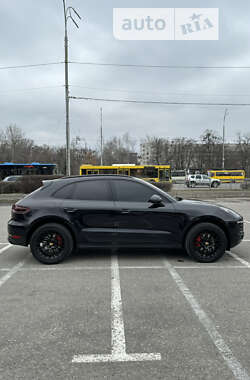 Позашляховик / Кросовер Porsche Macan 2017 в Києві