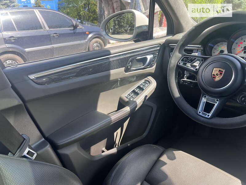 Позашляховик / Кросовер Porsche Macan 2019 в Дніпрі фото 18 Позашляховик / Кросовер Porsche Macan 2019 в Дніпрі