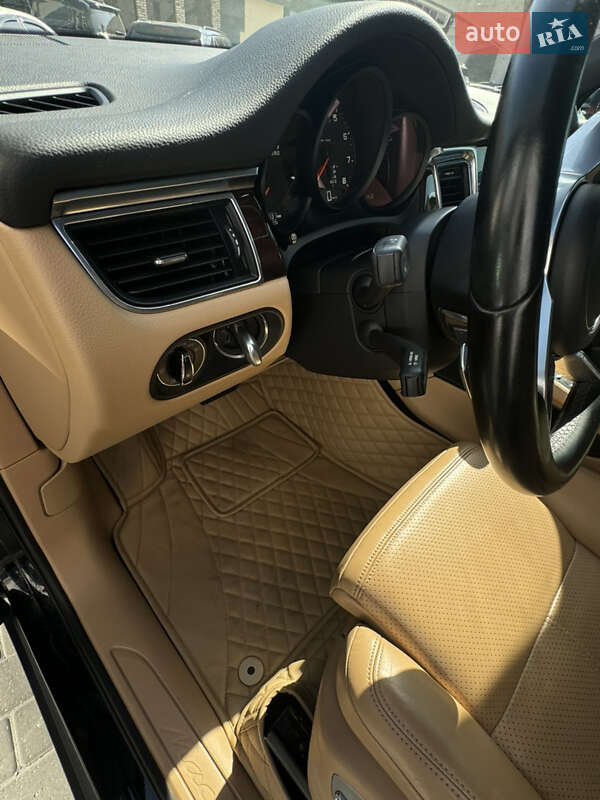 Внедорожник / Кроссовер Porsche Macan 2018 в Днепре фото 12 Внедорожник / Кроссовер Porsche Macan 2018 в Днепре