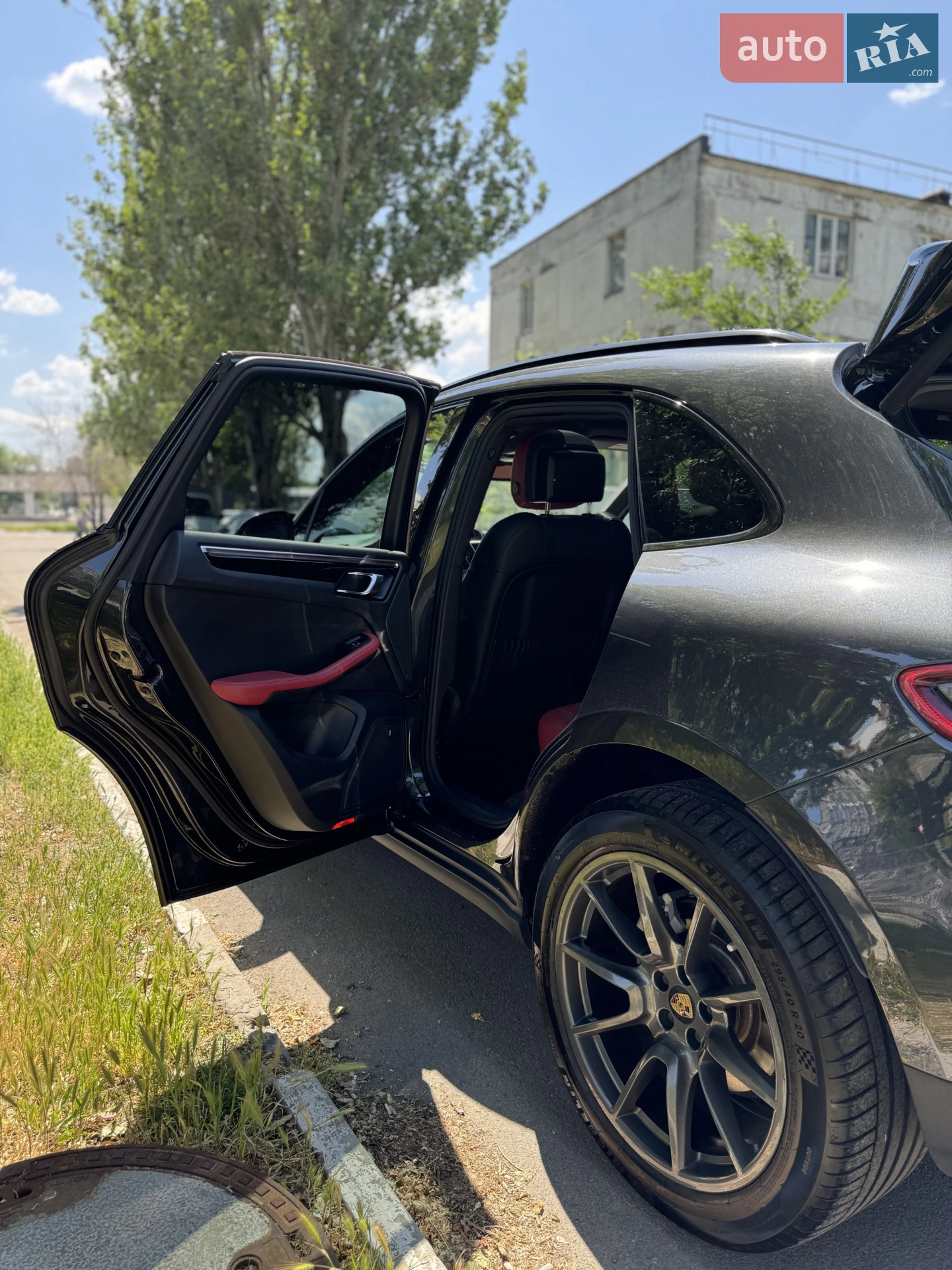 2016 Porsche Macan - мініатюра 13