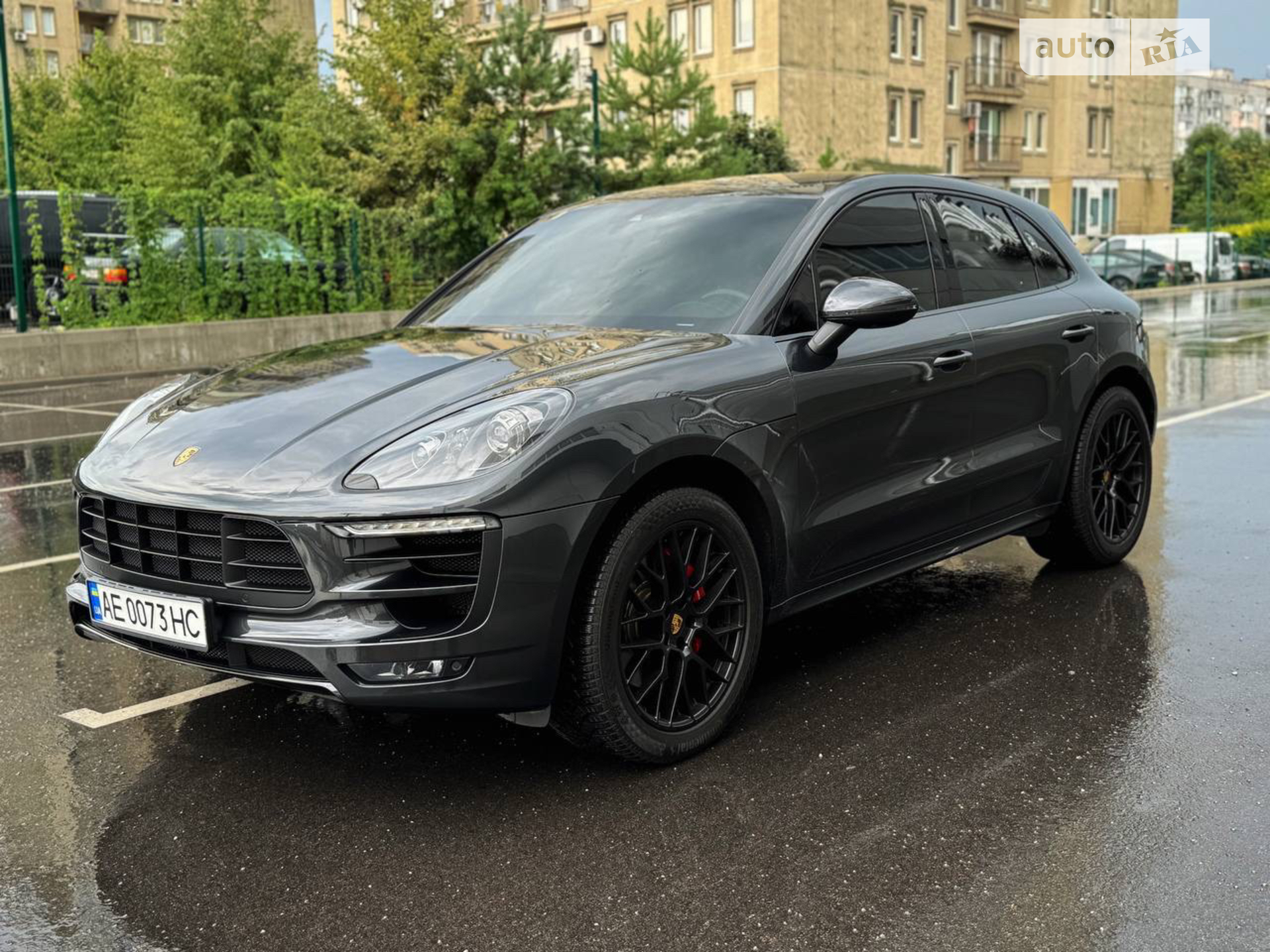 2017 Porsche Macan - мініатюра 2
