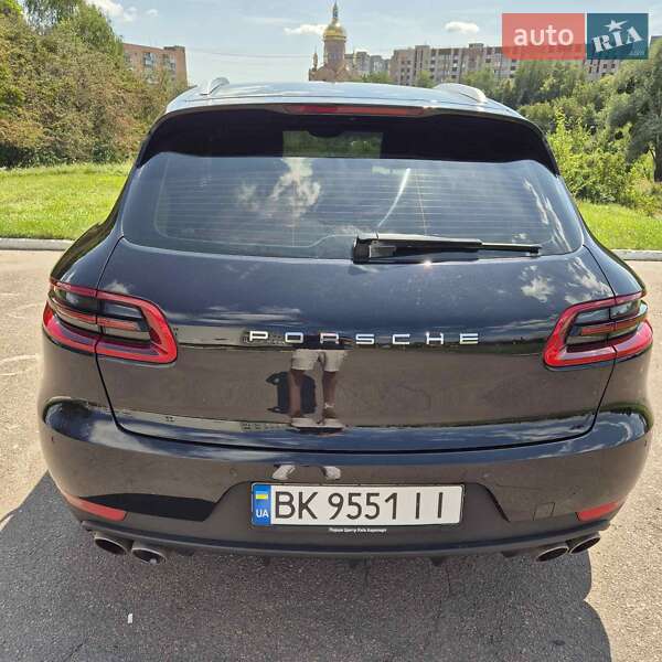 Внедорожник / Кроссовер Porsche Macan 2015 в Ровно