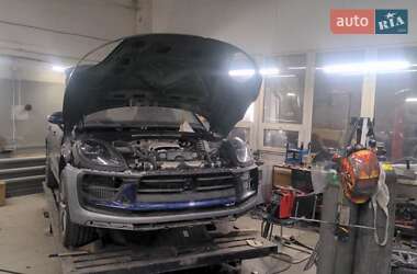 Позашляховик / Кросовер Porsche Macan 2022 в 