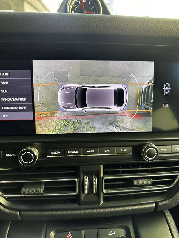 Внедорожник / Кроссовер Porsche Macan 2021 в Киеве