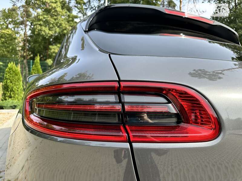 Внедорожник / Кроссовер Porsche Macan 2017 в Харькове