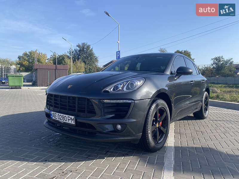 Porsche Macan 2016