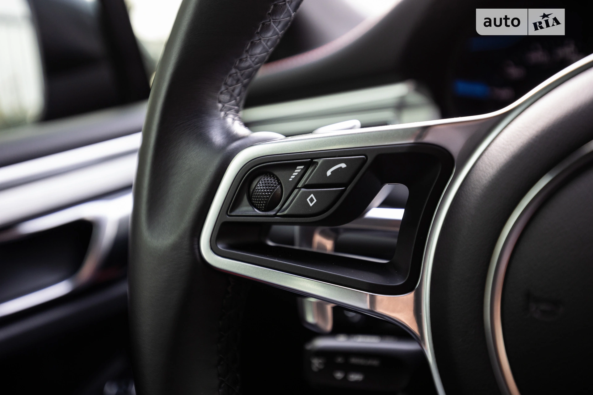 2018 Porsche Macan - мініатюра 38
