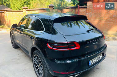 Внедорожник / Кроссовер Porsche Macan 2018 в 
