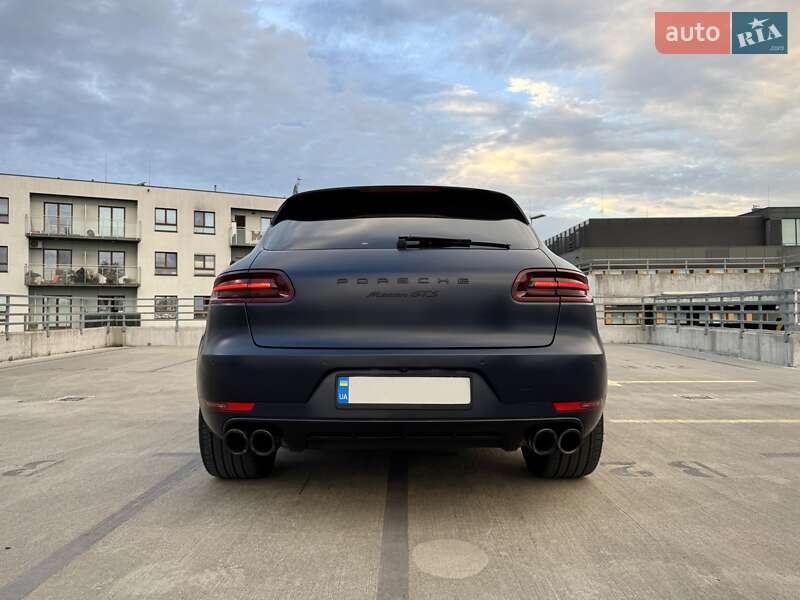 Внедорожник / Кроссовер Porsche Macan 2016 в Одессе