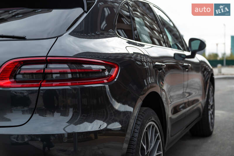 Внедорожник / Кроссовер Porsche Macan 2018 в Киеве фото 11 Внедорожник / Кроссовер Porsche Macan 2018 в Киеве