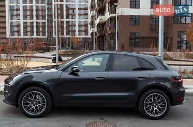 Внедорожник / Кроссовер Porsche Macan 2018 в 