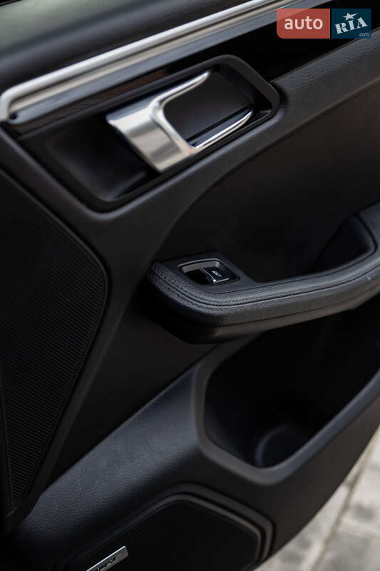 Внедорожник / Кроссовер Porsche Macan 2018 в Киеве фото 53 Внедорожник / Кроссовер Porsche Macan 2018 в Киеве