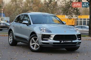 Позашляховик / Кросовер Porsche Macan 2019 в 