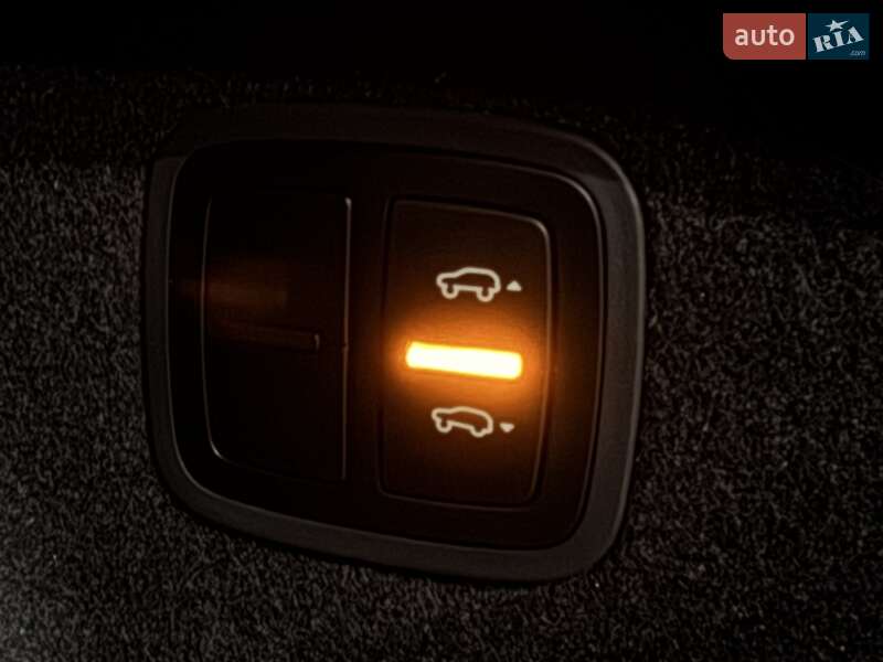 Внедорожник / Кроссовер Porsche Macan 2022 в Одессе фото 96 Внедорожник / Кроссовер Porsche Macan 2022 в Одессе