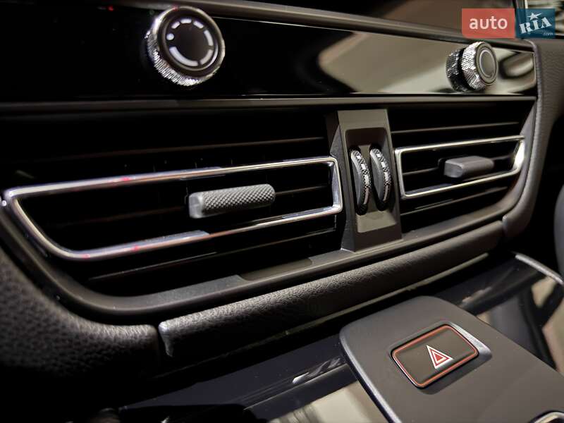 Внедорожник / Кроссовер Porsche Macan 2022 в Одессе фото 133 Внедорожник / Кроссовер Porsche Macan 2022 в Одессе