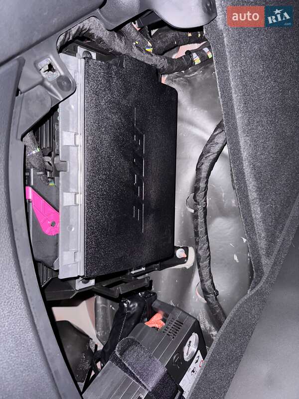 Внедорожник / Кроссовер Porsche Macan 2022 в Одессе фото 168 Внедорожник / Кроссовер Porsche Macan 2022 в Одессе