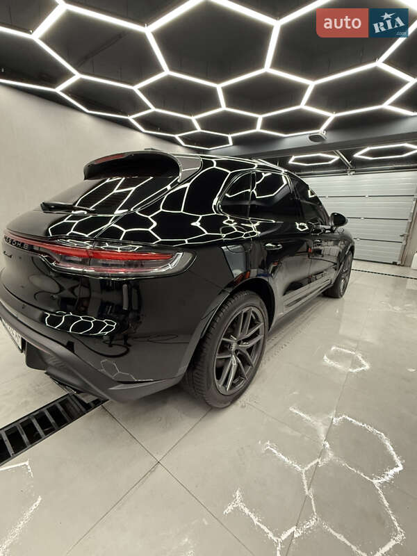 Внедорожник / Кроссовер Porsche Macan 2022 в Днепре фото 2 Внедорожник / Кроссовер Porsche Macan 2022 в Днепре