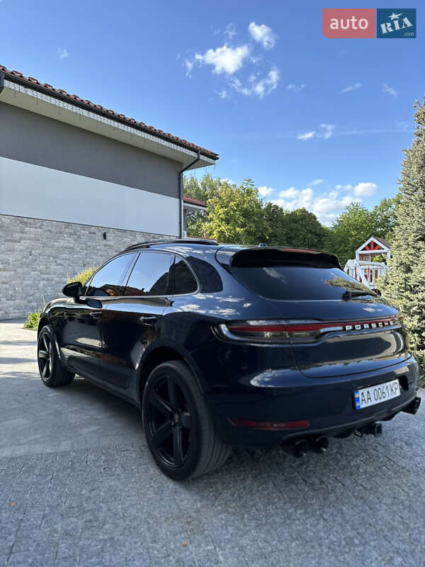 Внедорожник / Кроссовер Porsche Macan 2019 в 