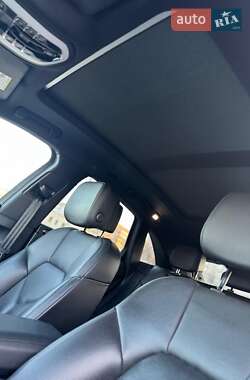 Внедорожник / Кроссовер Porsche Macan 2019 в 