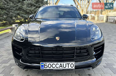 Позашляховик / Кросовер Porsche Macan 2018 в  фото 3 Позашляховик / Кросовер Porsche Macan 2018 в