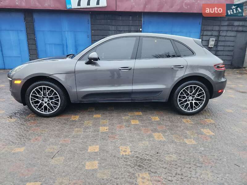 Внедорожник / Кроссовер Porsche Macan 2018 в Киеве