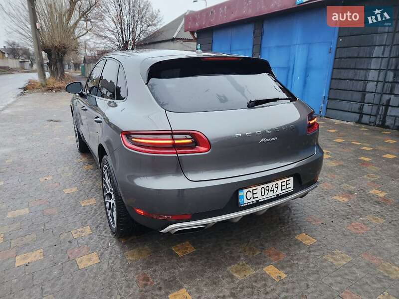 Внедорожник / Кроссовер Porsche Macan 2018 в Киеве