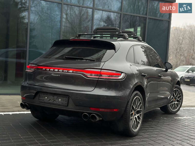 Позашляховик / Кросовер Porsche Macan 2021 в Львові
