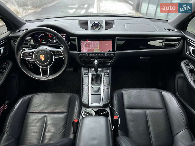 Позашляховик / Кросовер Porsche Macan 2021 в Львові