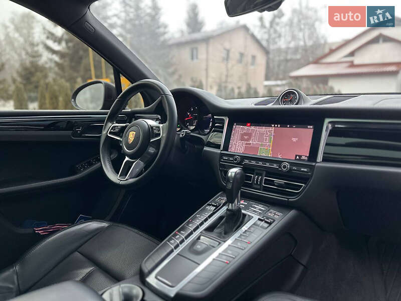 Позашляховик / Кросовер Porsche Macan 2021 в Львові