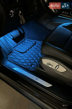 Позашляховик / Кросовер Porsche Macan 2014 в 